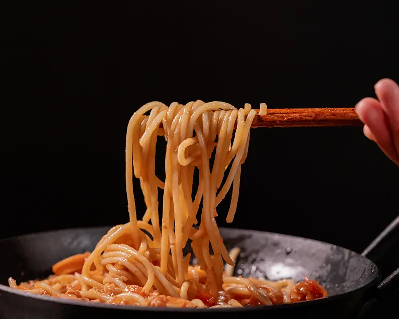 how to salt pasta while finishing noodles in sauce