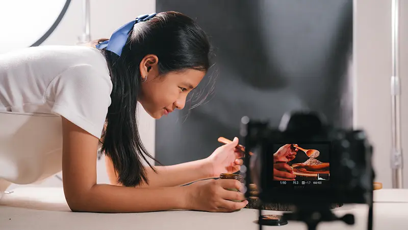 Maison Kojira sustainability shown through real food photography, with a behind-the-scenes mineral salt shoot in Bangkok.