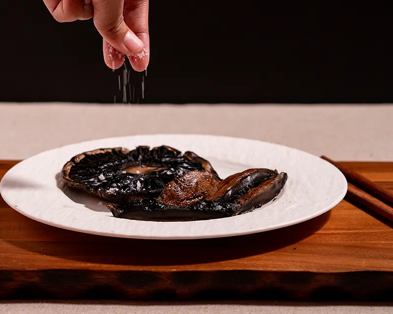 When to salt mushrooms with finishing salt on portobello